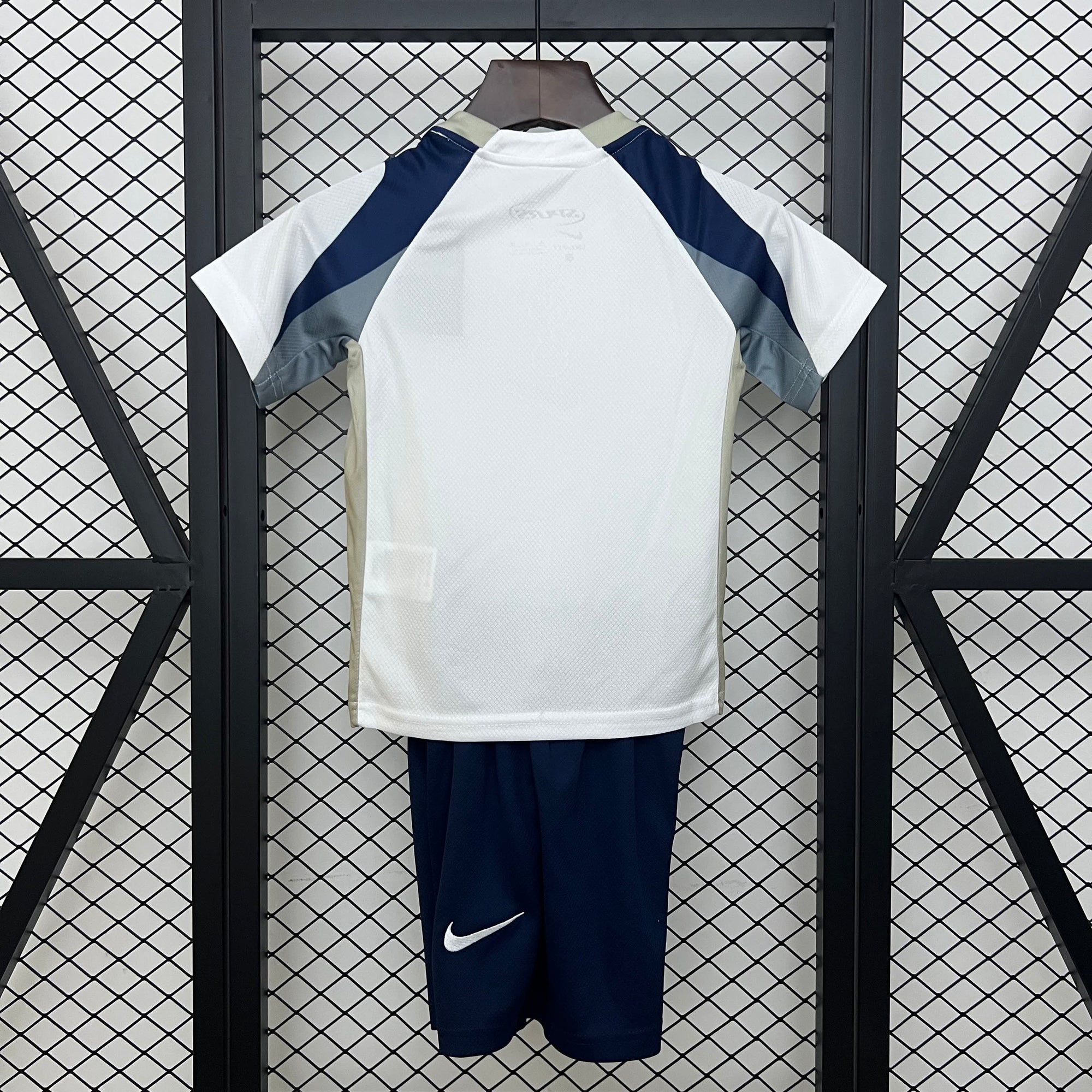 TOTTENHAM Equipamento Principal 25/26 Kids