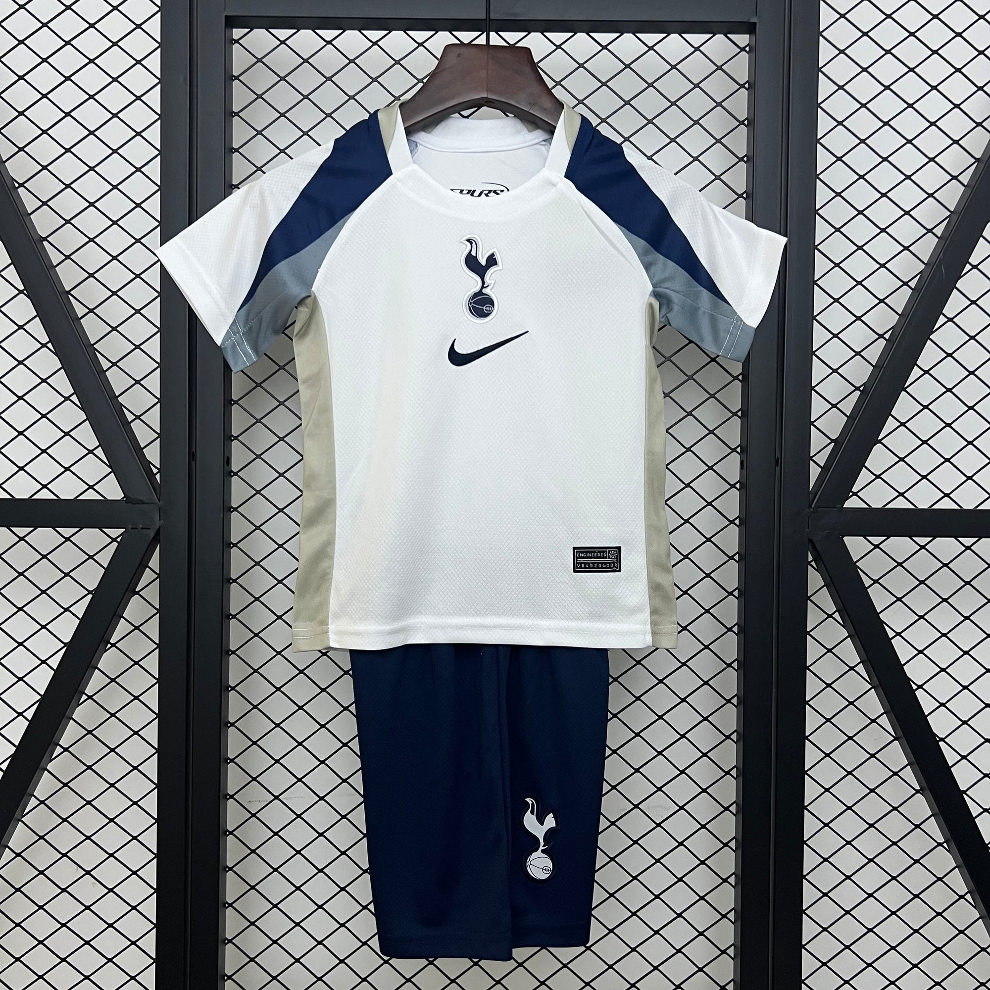 TOTTENHAM Equipamento Principal 25/26 Kids
