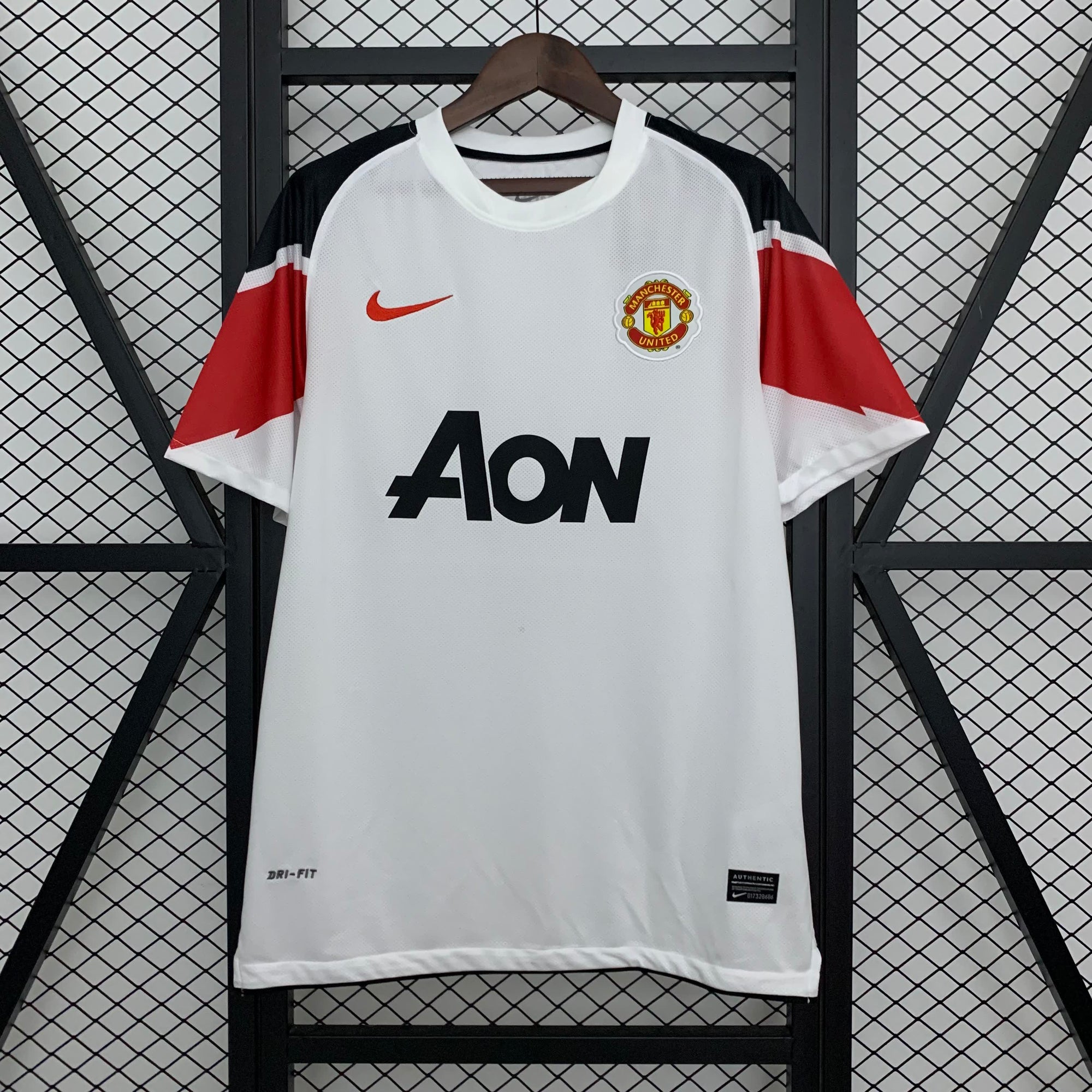 MANCHESTER UNITED Secundário 10/11 Retro