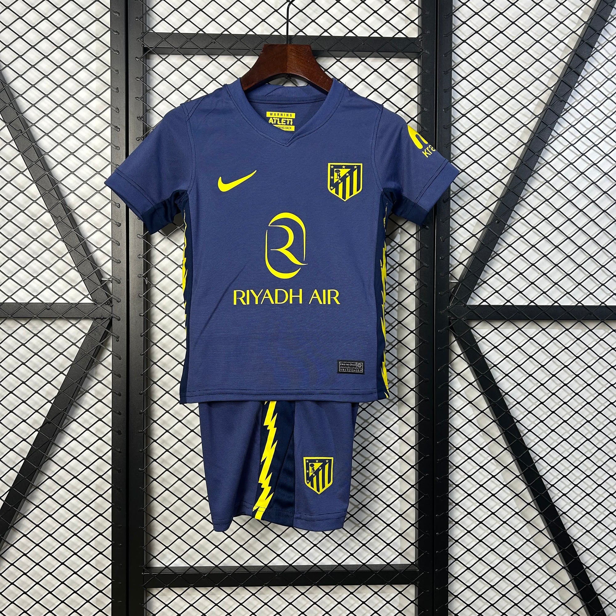 ATLETICO MADRID Equipamento Secundário 25/26 Kids