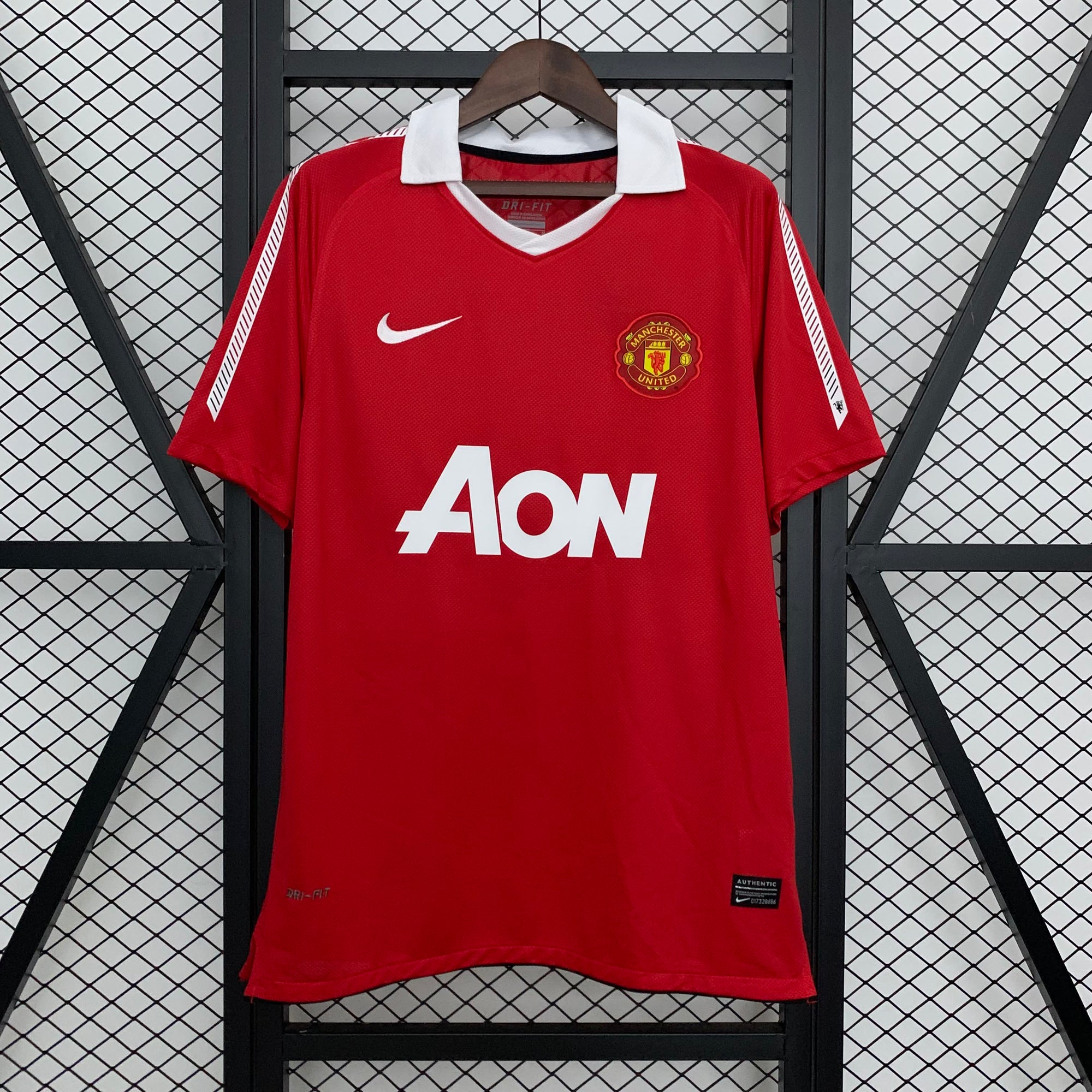 MANCHESTER UNITED Principal 10/11 Retro